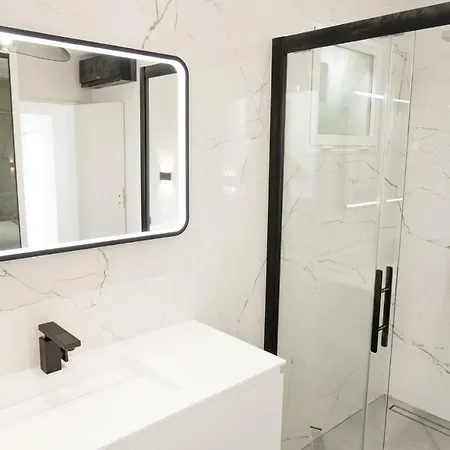 8 Pers A 30m De La Vila *