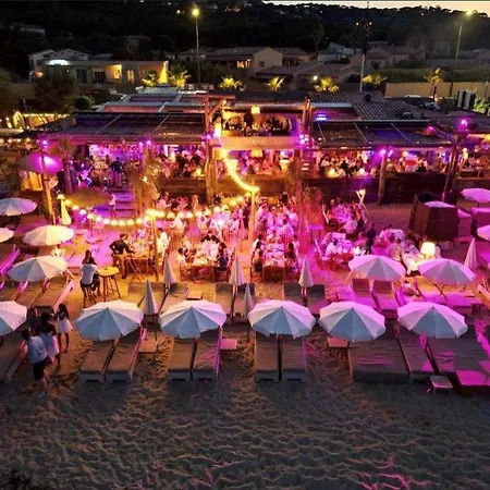 Vila 8 Pers A 30m De La *